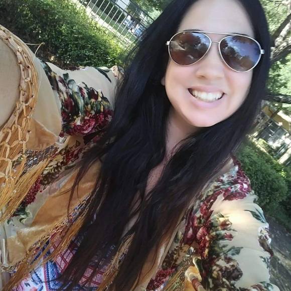 Meet your Posher, Bella - Picture 1 of 1